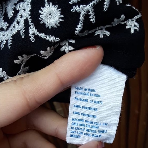 American Eagle Outfitters Embroidery Blouse Size M - Picture 6 of 7